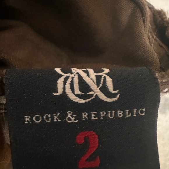 Rock & Republic Berlin Brown Skinny Coated
Jeans size 2 - Picture 4 of 5